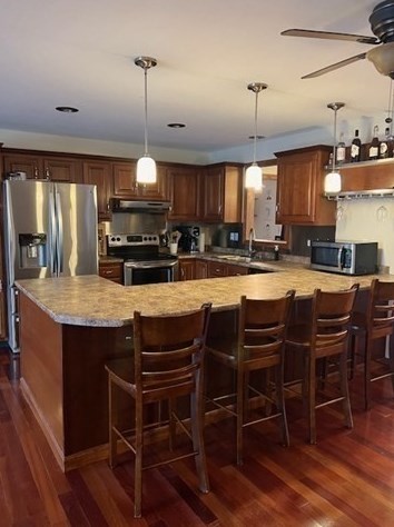 87 Mccabe St, Dartmouth MA  02748-1615 exterior