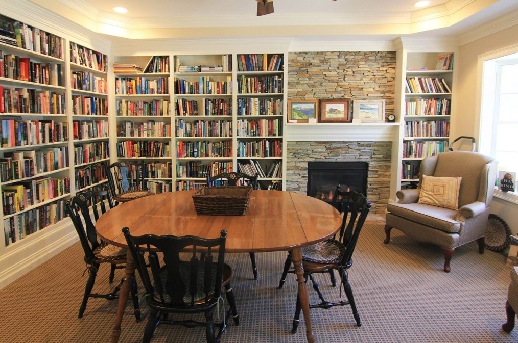 167 Liberty Ln, Montgomery MA 01085-9755 exterior