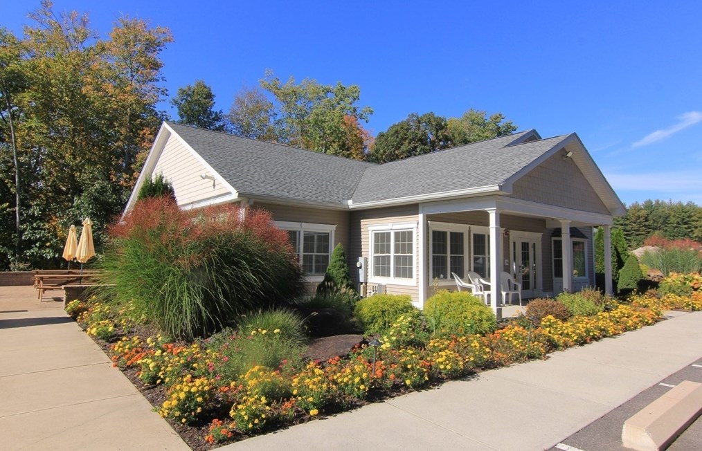 167 Liberty Ln, Montgomery MA 01085-9755 exterior