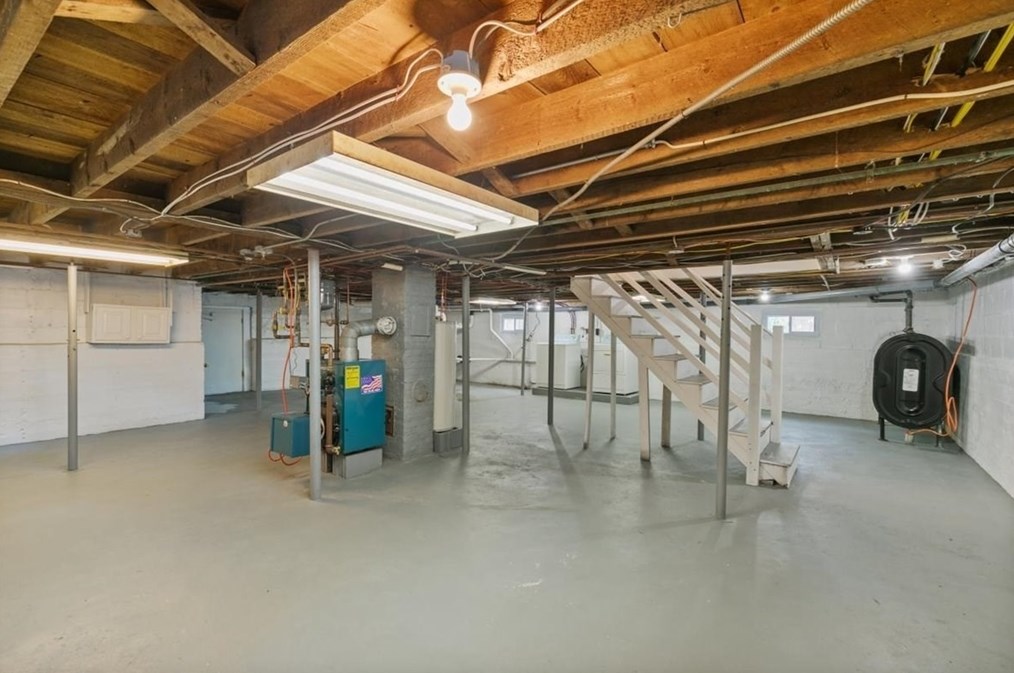 168 Cross St, Methuen MA  01844-1612 exterior