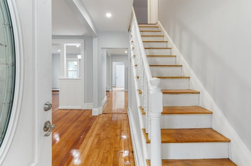 168 Cross St, Methuen MA  01844-1612 exterior