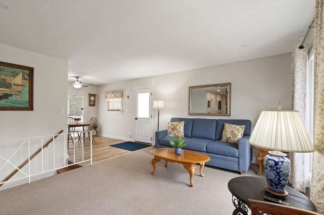 6 Ronna Rd, Gloucester MA exterior