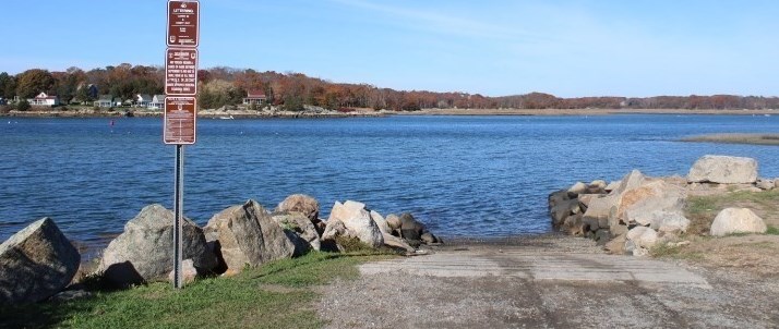 6 Ronna Rd, Gloucester MA exterior
