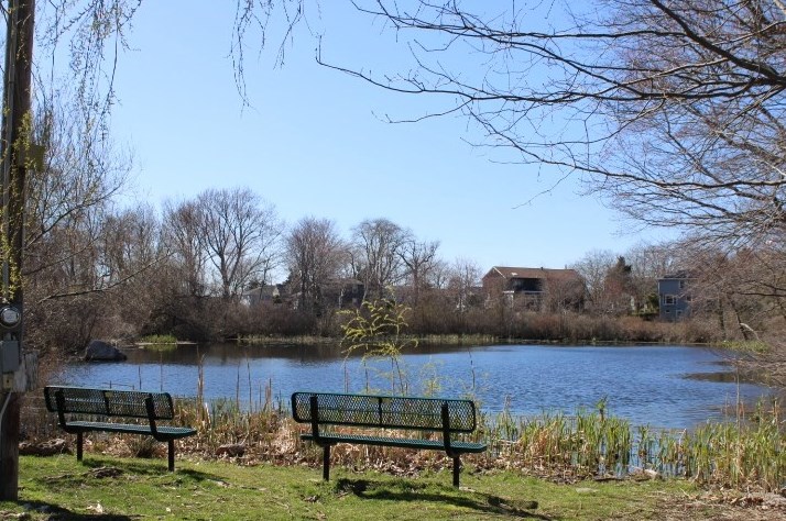 6 Ronna Rd, Gloucester MA exterior