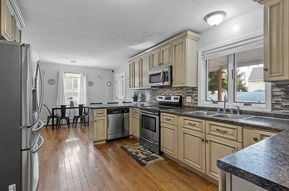 45 5 Ave, Haverhill MA 01830-3959 exterior