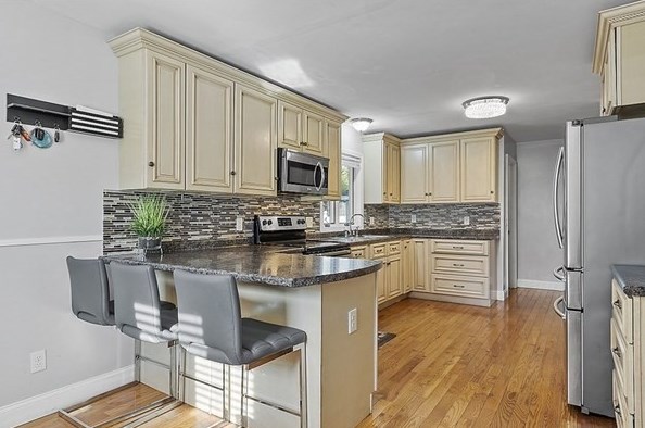 45 5 Ave, Haverhill MA 01830-3959 exterior