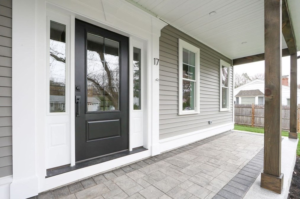 17 Greenleaf Rd, Natick MA  01760-3115 exterior