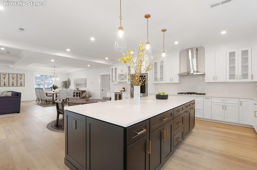 17 Greenleaf Rd, Natick MA  01760-3115 exterior