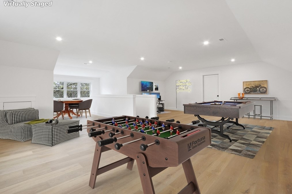 17 Greenleaf Rd, Natick MA  01760-3115 exterior