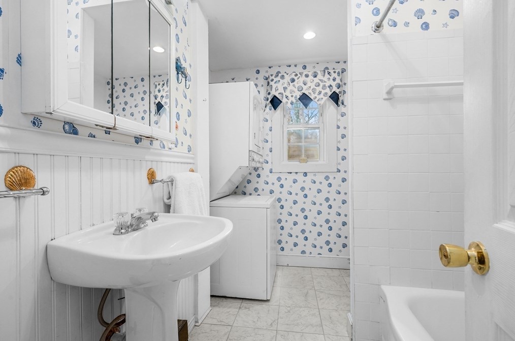 25 Sharon Cir, Eastham MA  02642-3026 exterior