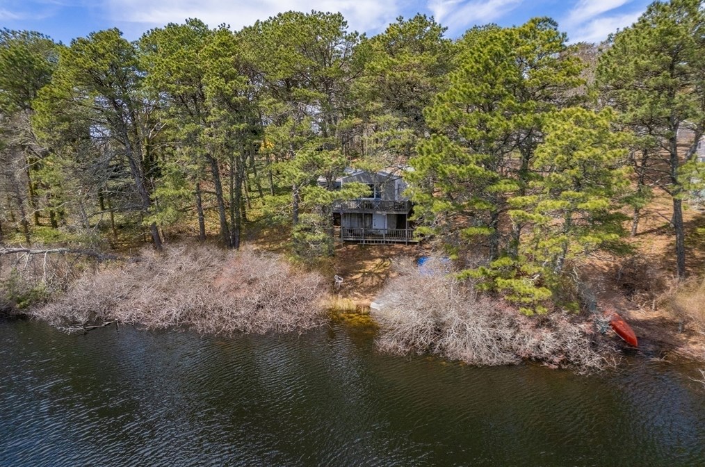 25 Sharon Cir, Eastham MA  02642-3026 exterior