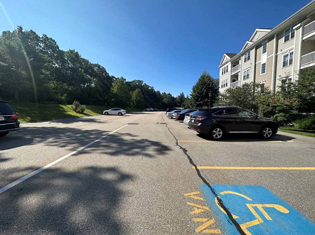 11 Morgan Dr, Natick MA  01760-4377 exterior