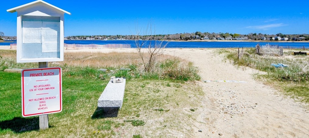 1 Glen Ave, Wareham MA  02571-1905 exterior