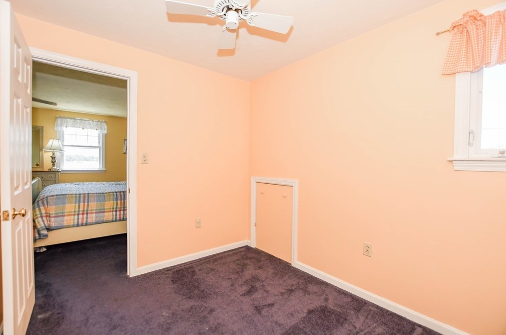 1 Glen Ave, Wareham MA  02571-1905 exterior