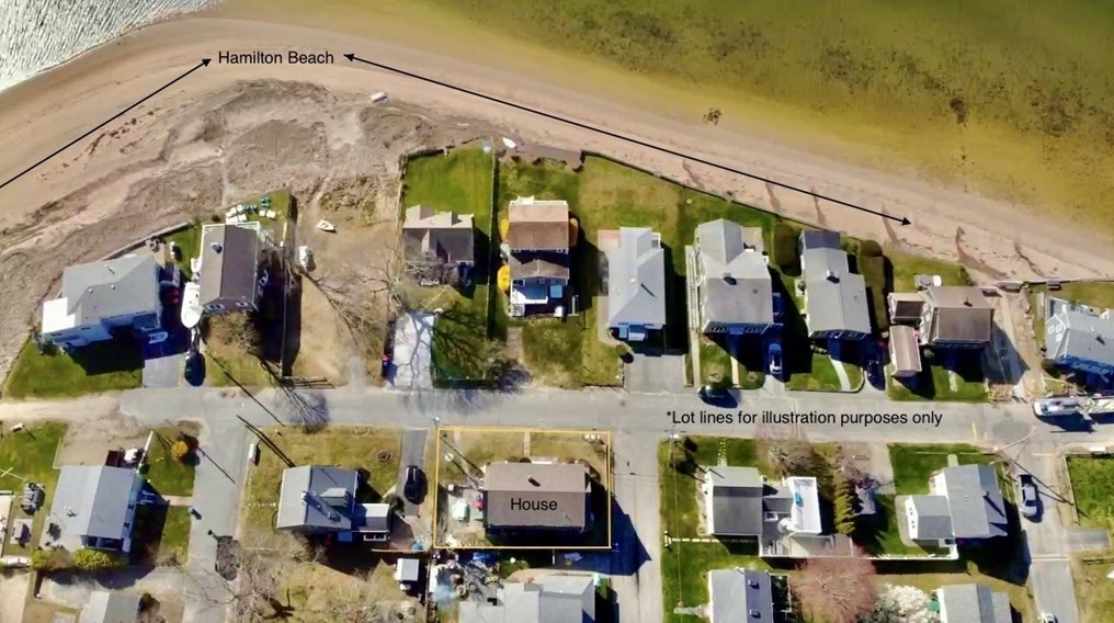 1 Glen Ave, Wareham MA  02571-1905 exterior