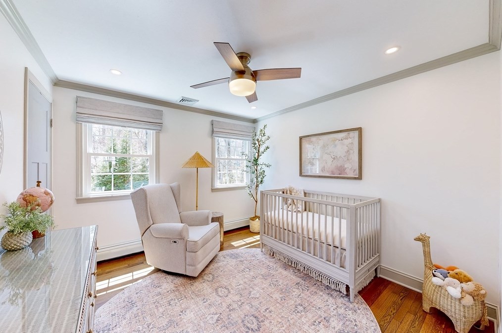 19 Noon Hill Ave, Norfolk MA  02056-1136 exterior