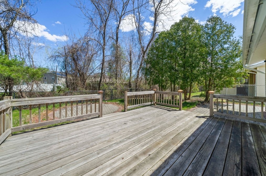 15 Mcdevitt Rd, Randolph MA  02368-3848 exterior