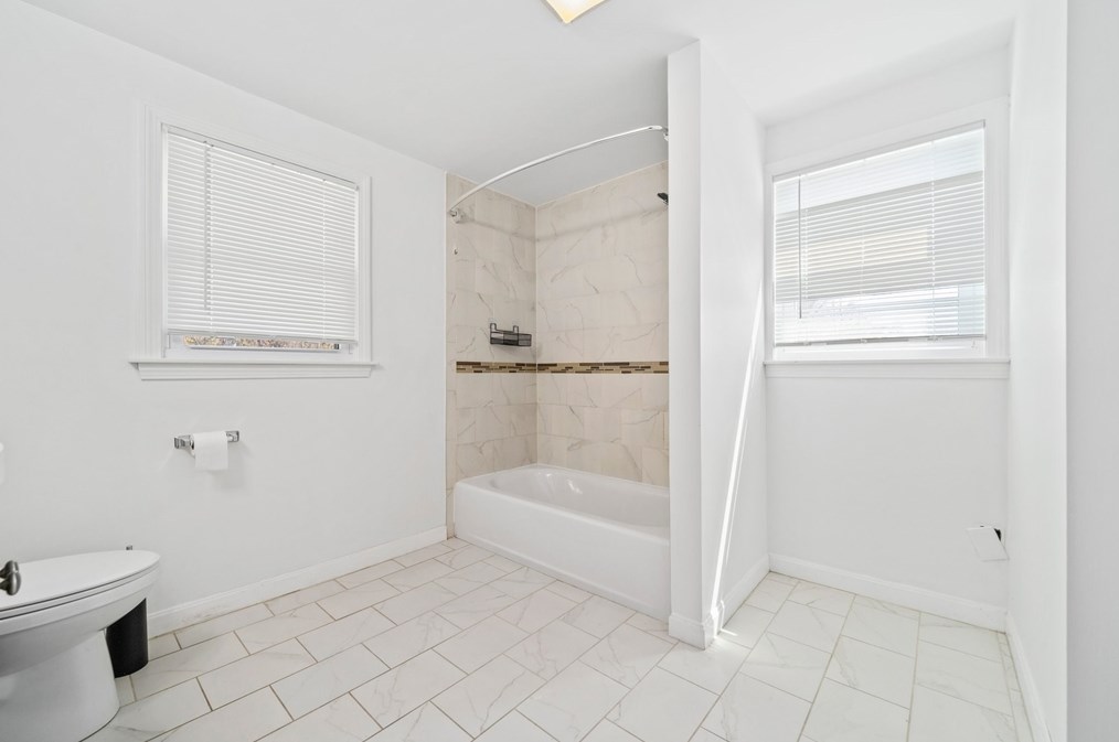 15 Mcdevitt Rd, Randolph MA  02368-3848 exterior