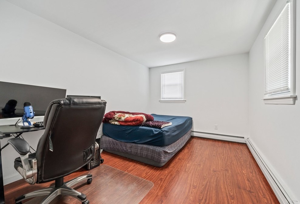 15 Mcdevitt Rd, Randolph MA  02368-3848 exterior