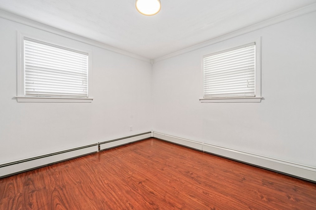 15 Mcdevitt Rd, Randolph MA  02368-3848 exterior