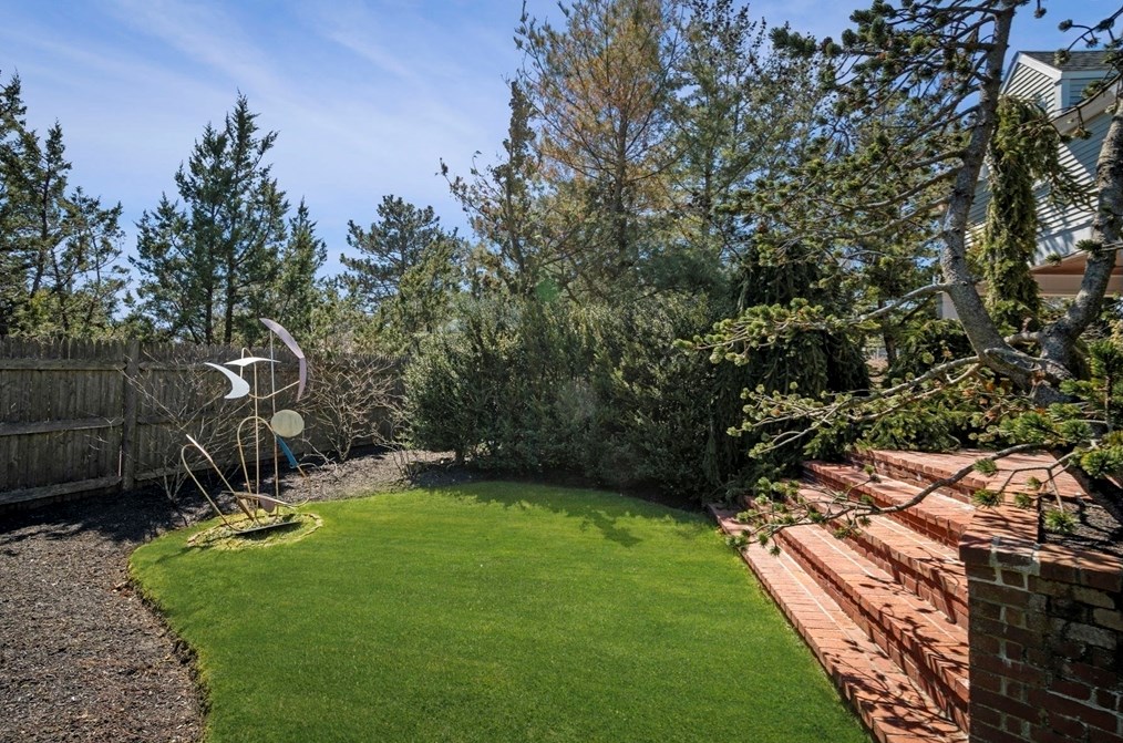 10 Rolleston Rd, Marblehead MA 01945-2714 exterior