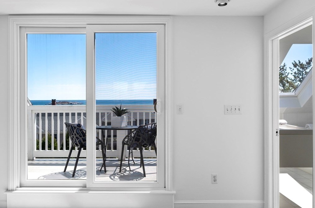 10 Rolleston Rd, Marblehead MA 01945-2714 exterior