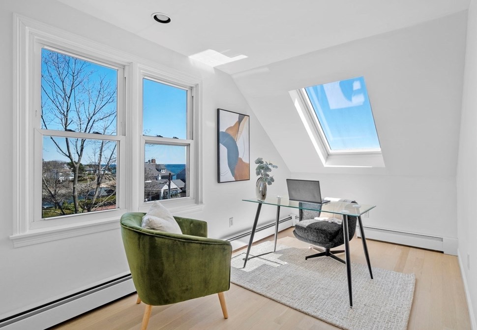 10 Rolleston Rd, Marblehead MA 01945-2714 exterior