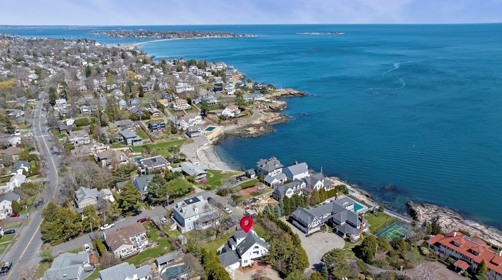 10 Rolleston Rd, Marblehead MA 01945-2714 exterior