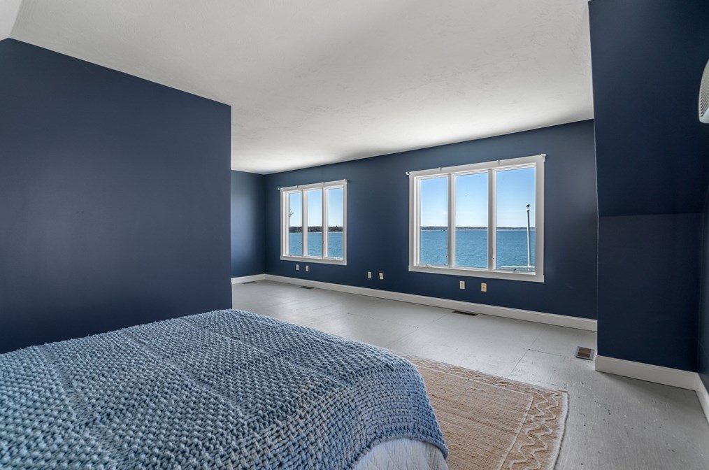 64 Bay Shore Dr, Plymouth MA  02360-2006 exterior