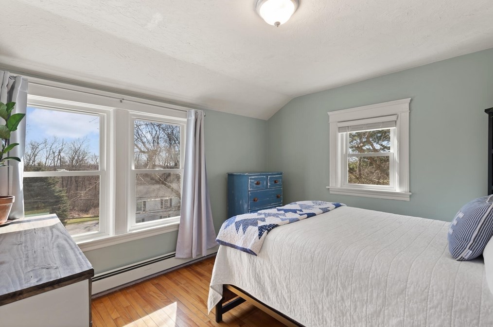 15 Carter Rd, Worcester MA  01609-1037 exterior