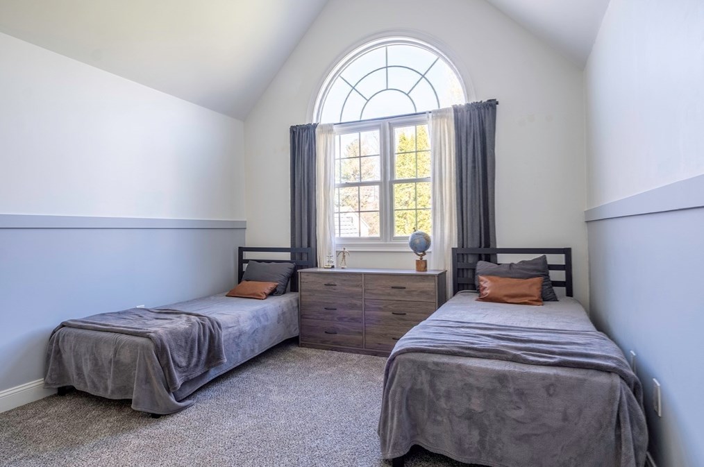 29 Radisson Ln, Montgomery MA 01085-3762 exterior