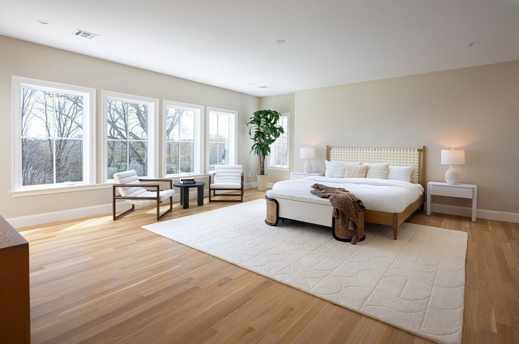 34 St, Newton MA 02459-1738 exterior