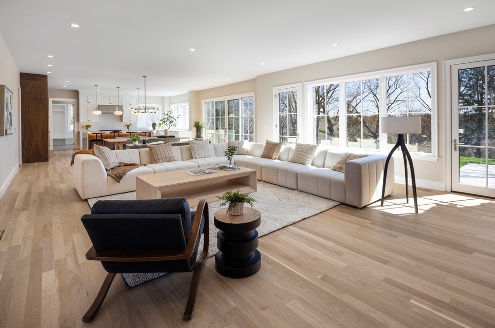 34 St, Newton MA 02459-1738 exterior