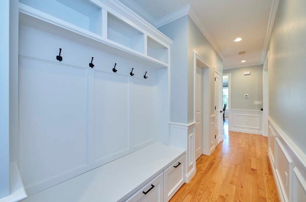 9 Sullivan St, Burlington MA  01803-3709 exterior