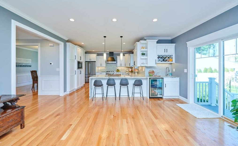 9 Sullivan St, Burlington MA  01803-3709 exterior