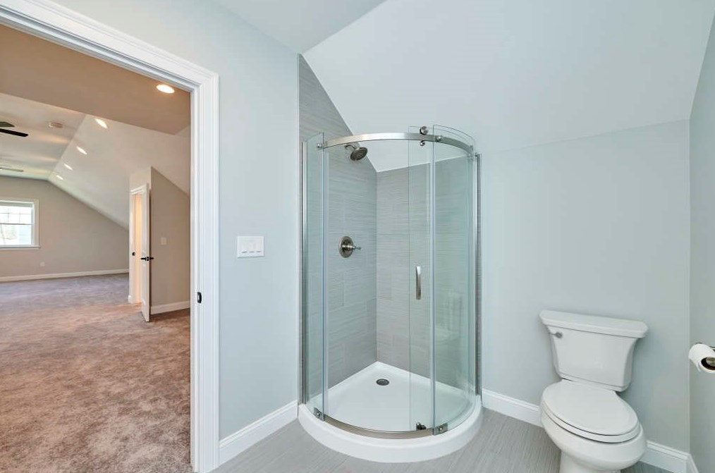 9 Sullivan St, Burlington MA  01803-3709 exterior