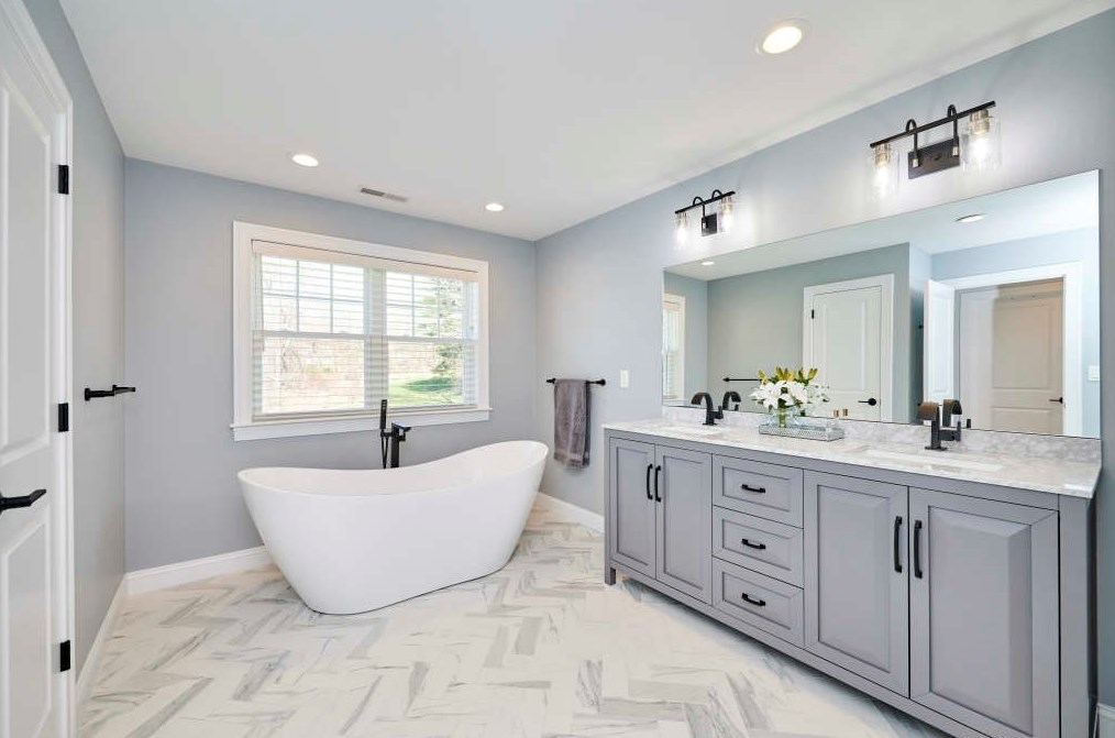 9 Sullivan St, Burlington MA  01803-3709 exterior