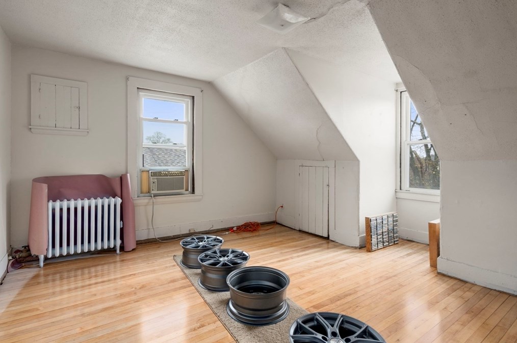 117 South St, Waltham MA  02453-3535 exterior