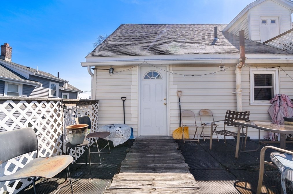 117 South St, Waltham MA  02453-3535 exterior