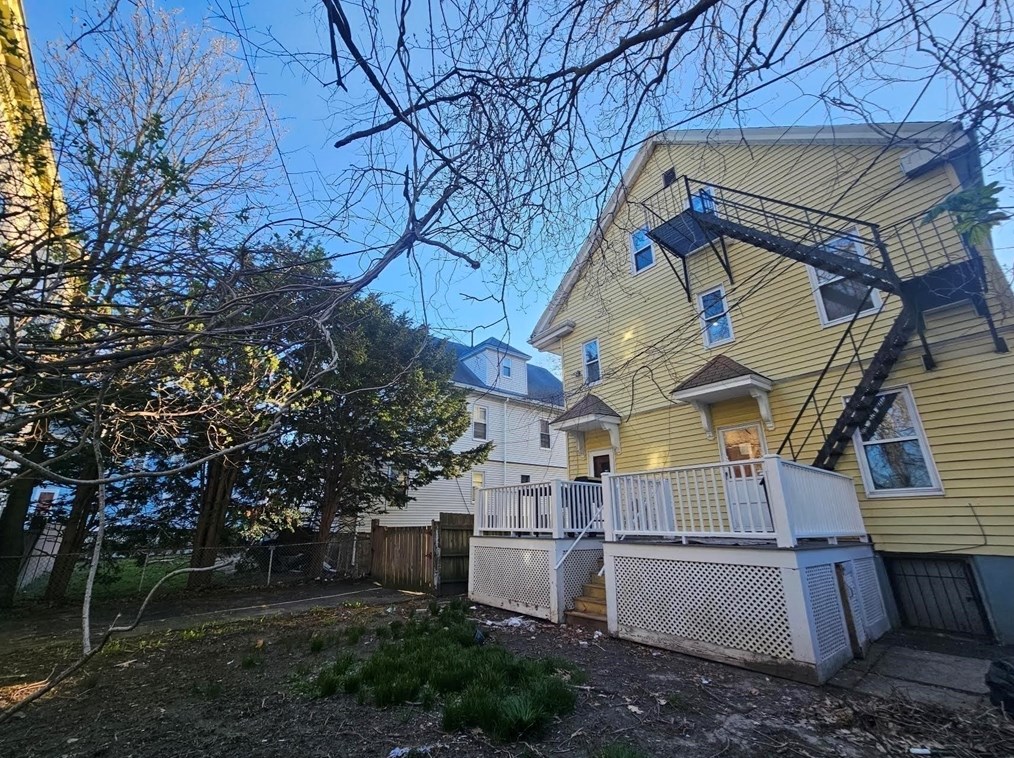 157 Crawford St, Boston MA exterior