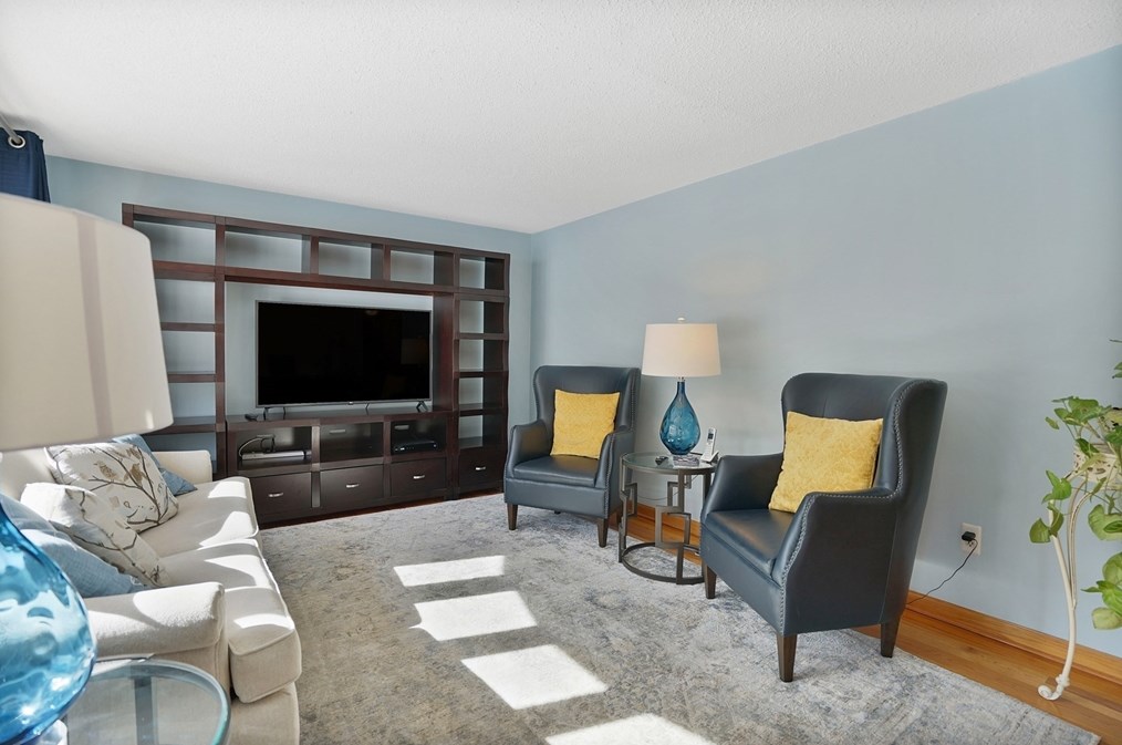 72 Gail St, Springfield MA  01108-3319 exterior