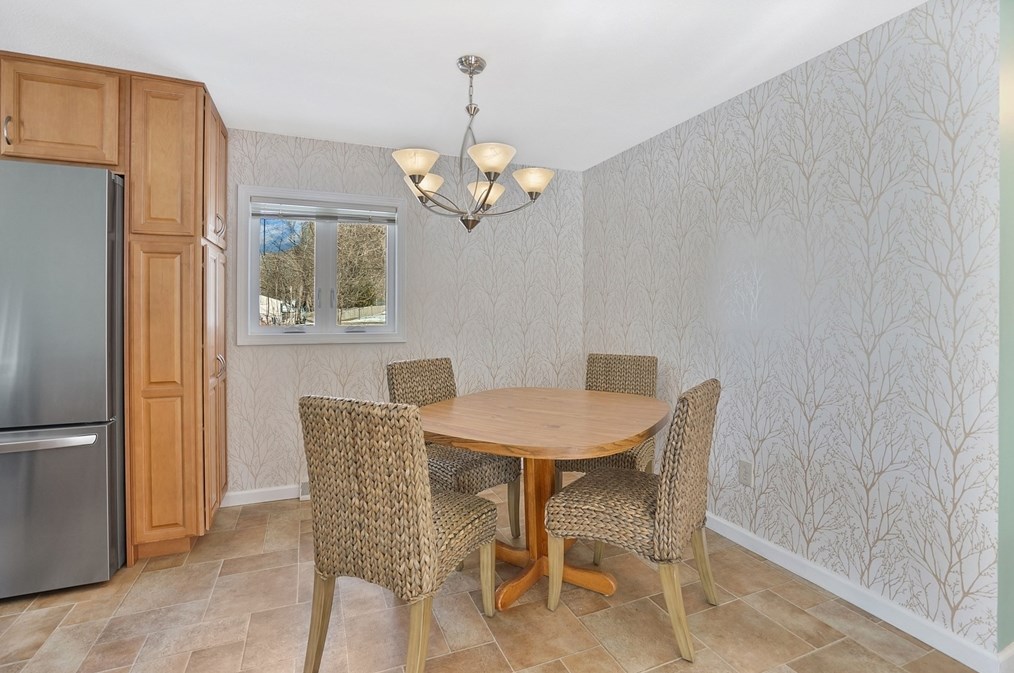 72 Gail St, Springfield MA  01108-3319 exterior