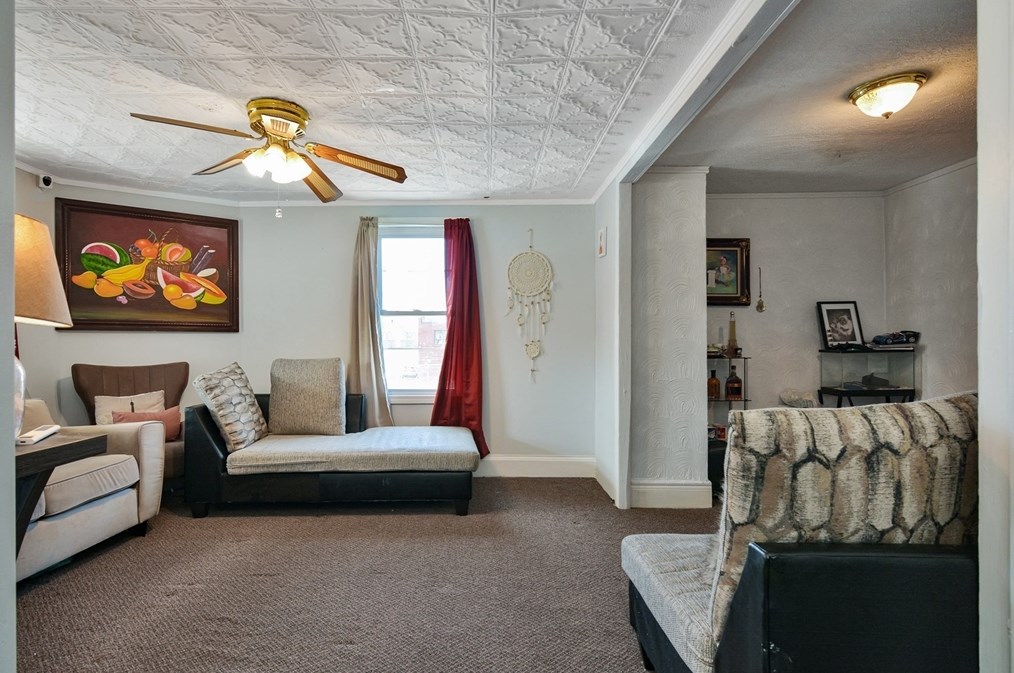 17 Mulberry St, Haverhill MA 01830-3915 exterior