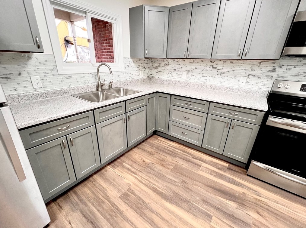 32 Barnum St, Taunton MA 02780-4602 exterior