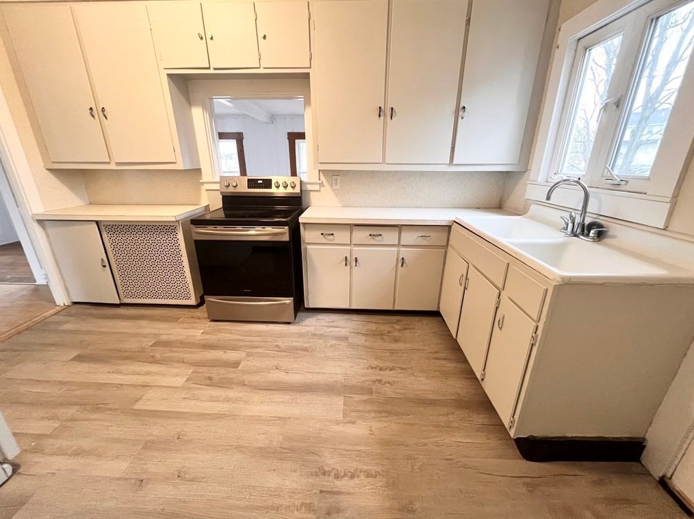 32 Barnum St, Taunton MA 02780-4602 exterior