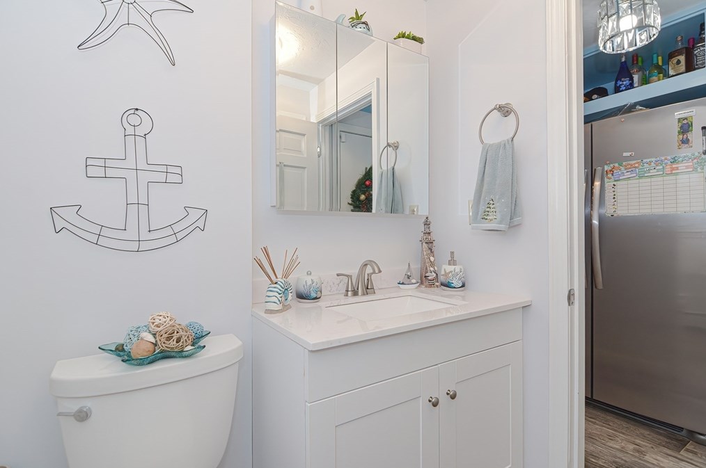 62 Mellen St, Bellingham MA 02019-1006 exterior