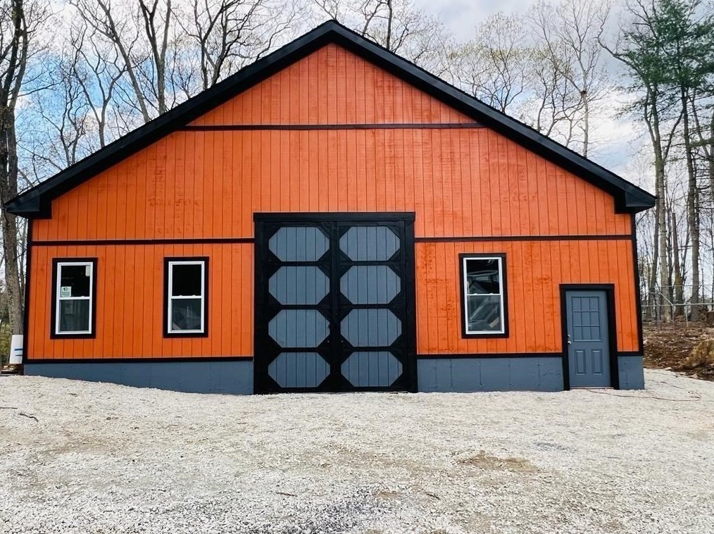 62 Mellen St, Bellingham MA 02019-1006 exterior