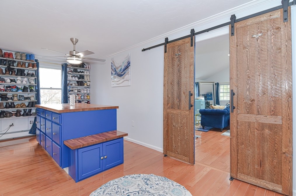 62 Mellen St, Bellingham MA 02019-1006 exterior