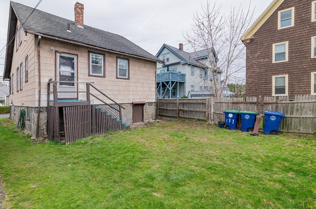 1 Meadowbrook Rd, Braintree MA exterior