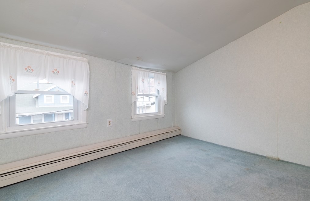 1 Meadowbrook Rd, Braintree MA exterior